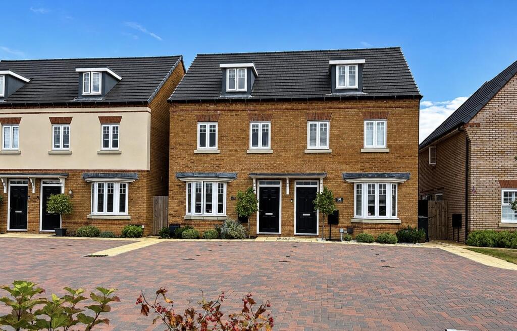 Main image of property: Ouiston Way, Overstone, Northamptonshire NN6