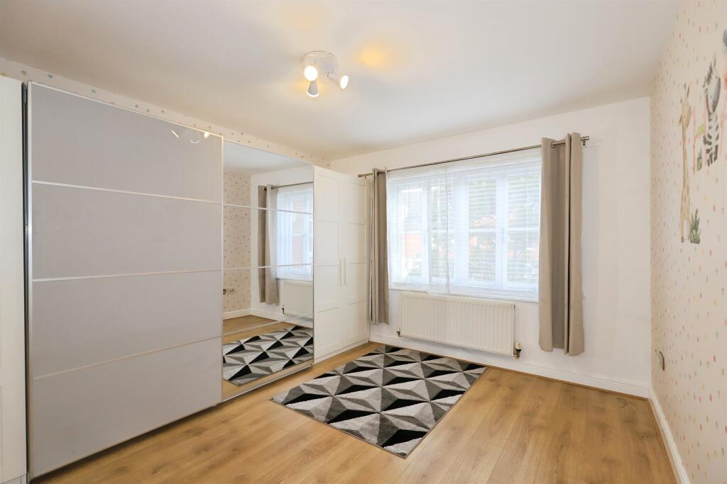House in Wolverhampton, Fallings Park - View 5