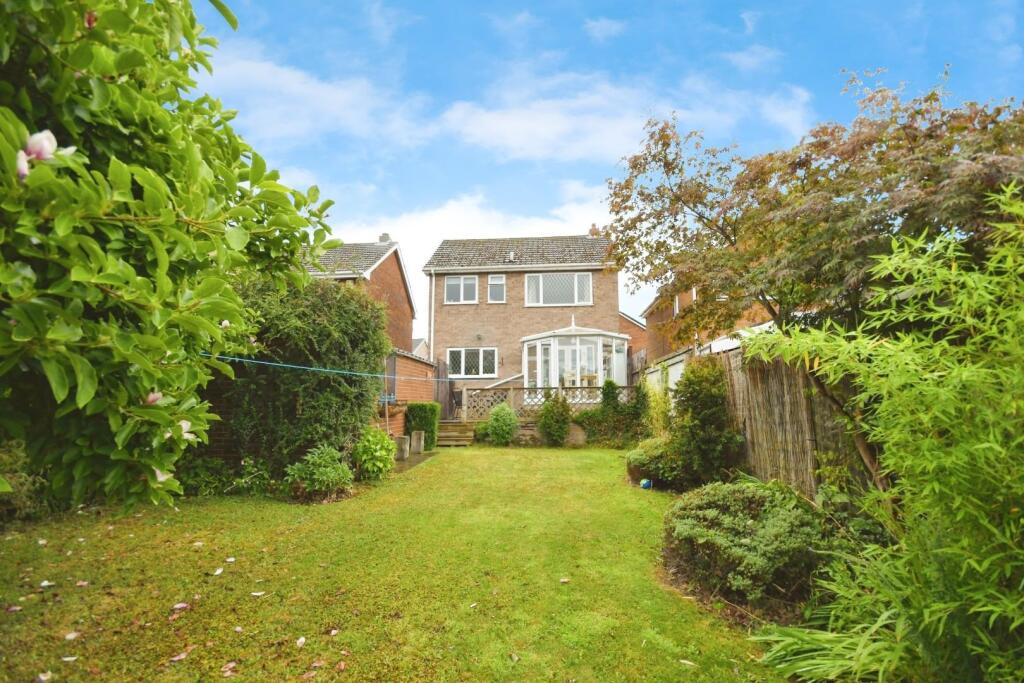 Peterdale Road, Brimington, Chesterfield, S43 1JA photo 3