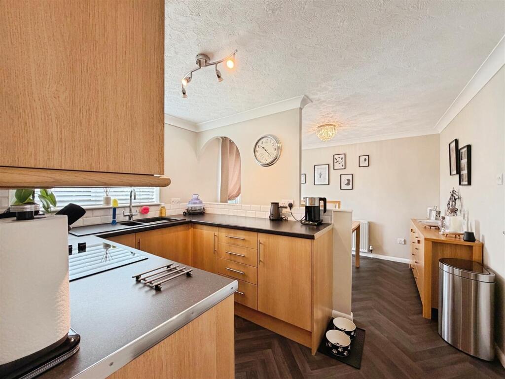 Wheat Croft, Worksop photo 4