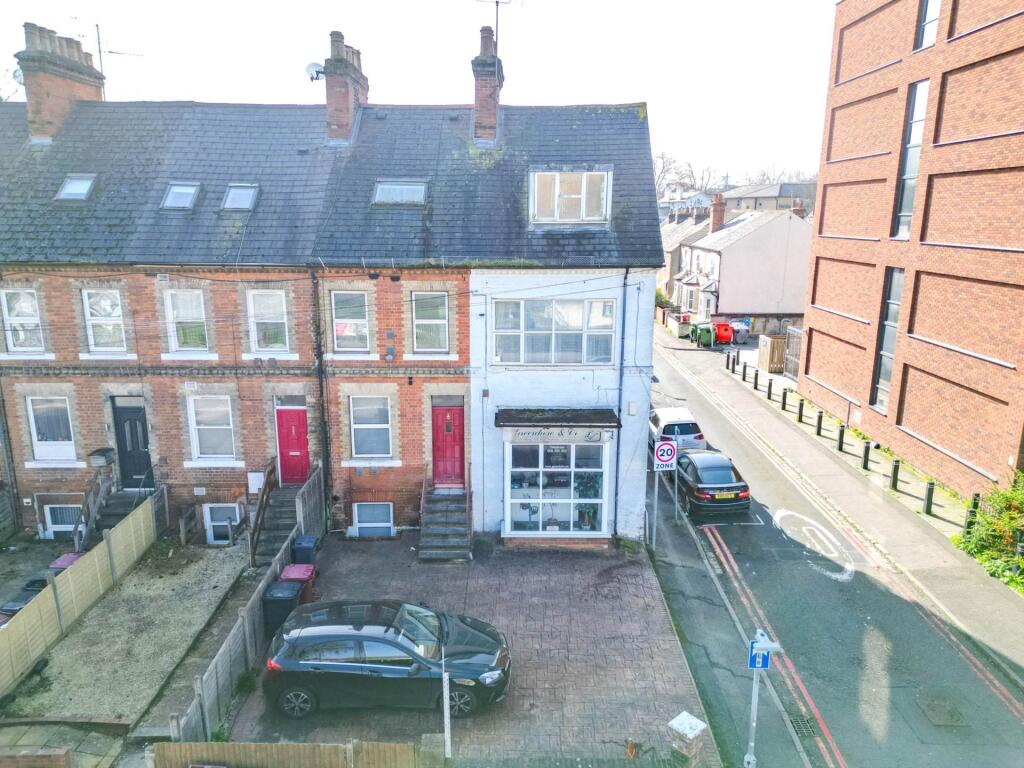 Main image of property: Kings Road, Reading