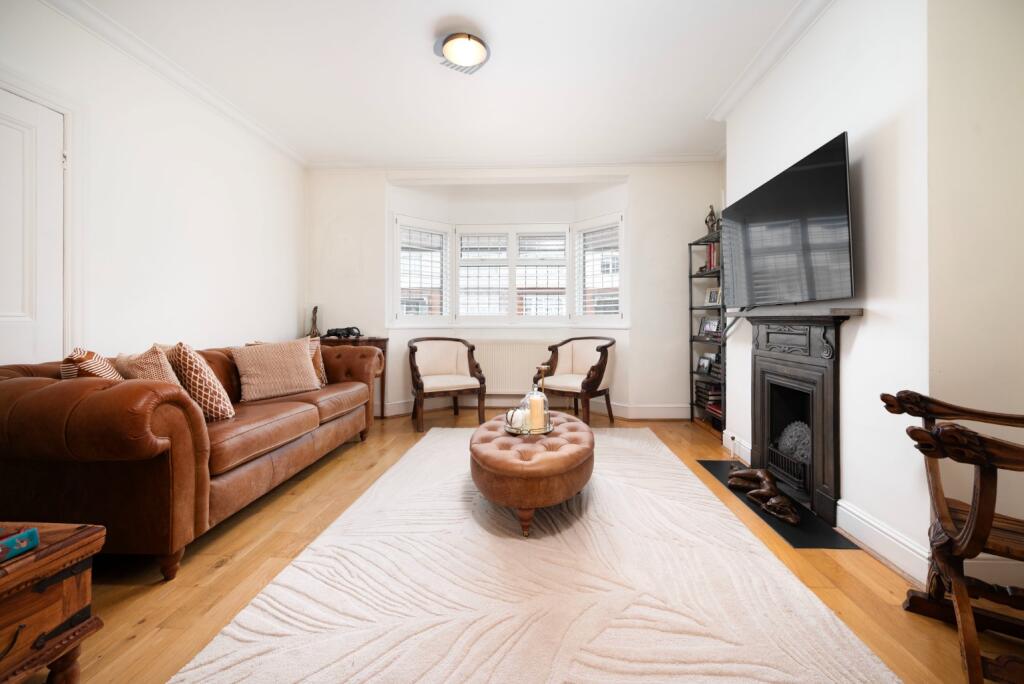 Main image of property: North End Road, Golders Green, NW11