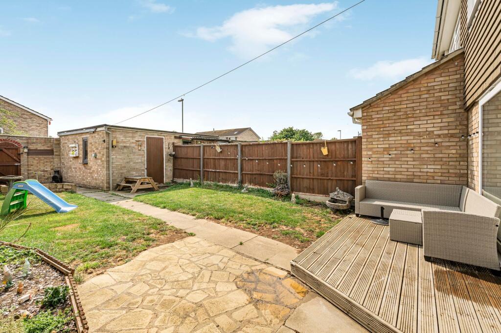 Hardy Close, Huntingdon, Cambridgeshire. - View 4