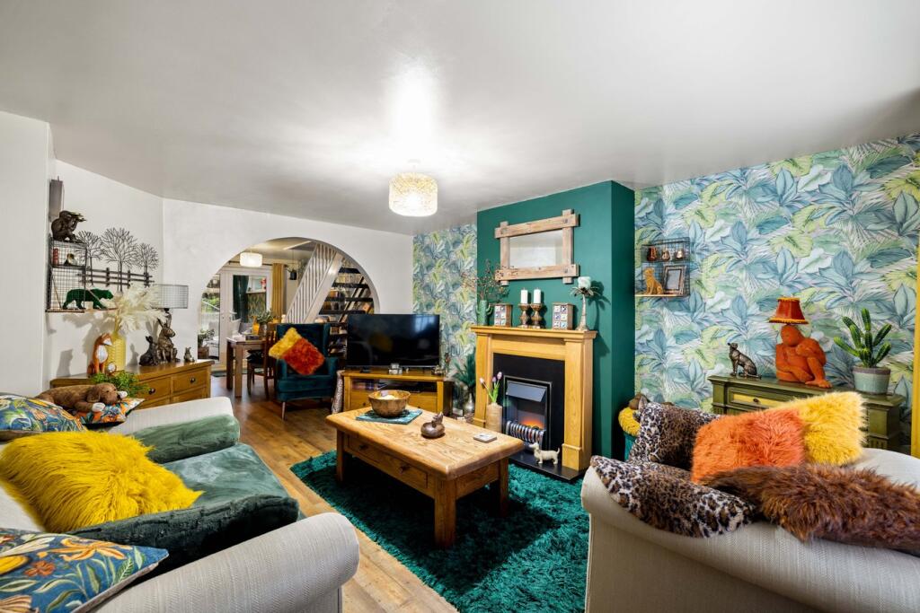 Moat Farm Road, Folkestone, CT19 - View 5