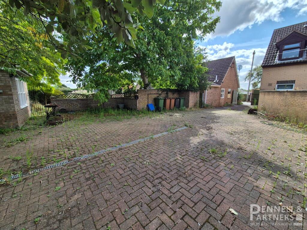 Back Lane, Eye, Peterborough, PE6 photo 3