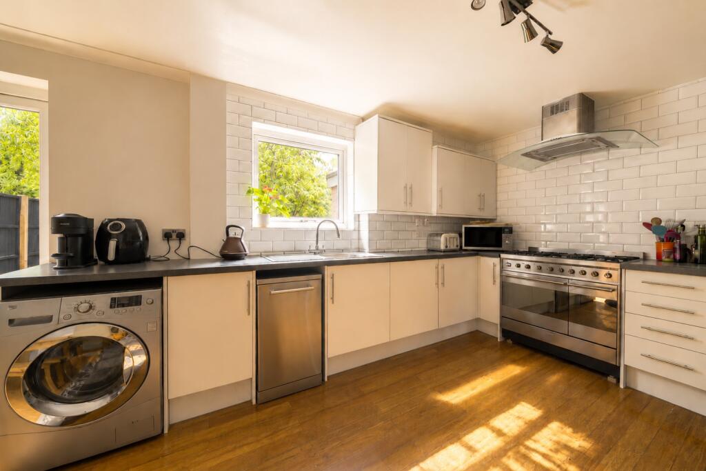 House in London, Lonesome, Mitcham - View 5