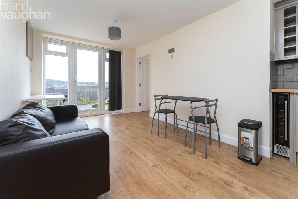 Apartment in Brighton - View 2
