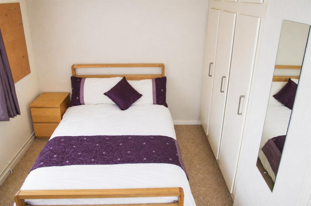 House in Birmingham, West Midlands - View 5