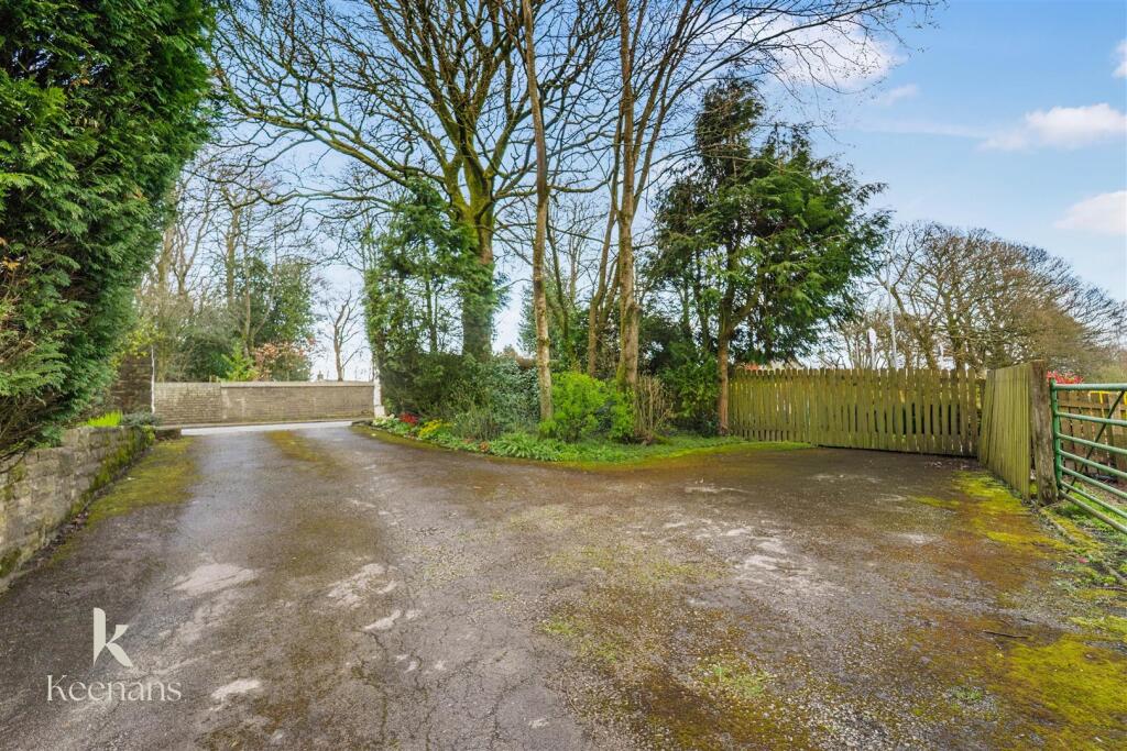 Additional image 71 of Red Lane, Colne