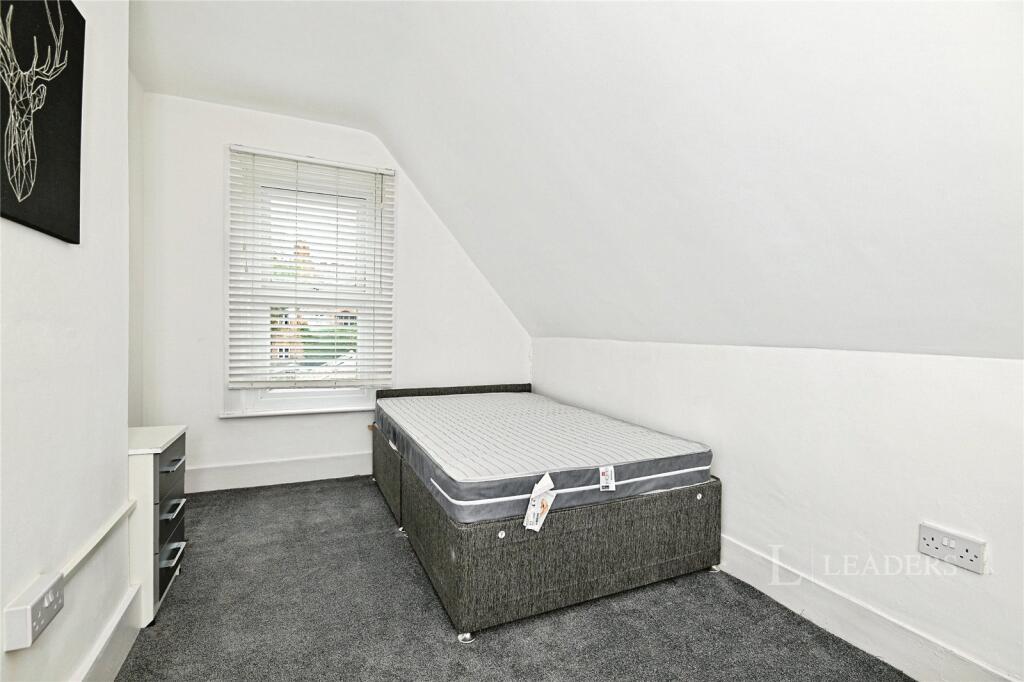 House in Maidstone, Kent - View 5