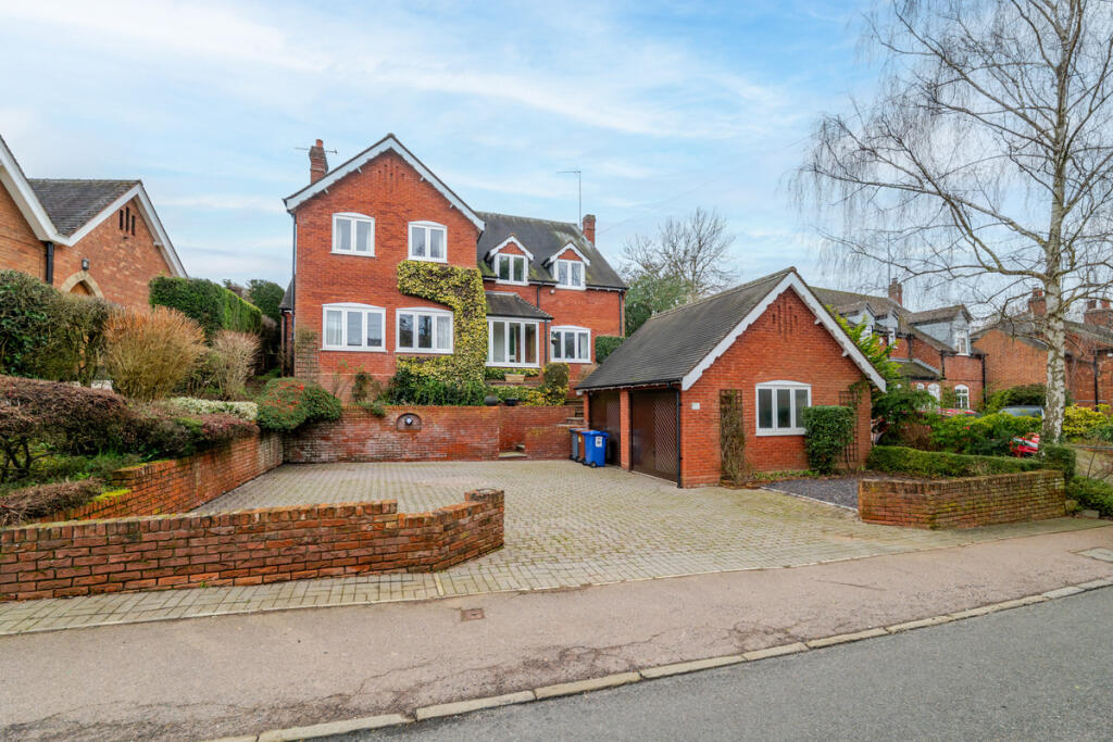 Main image of property: Main Street, Tatenhill, DE13