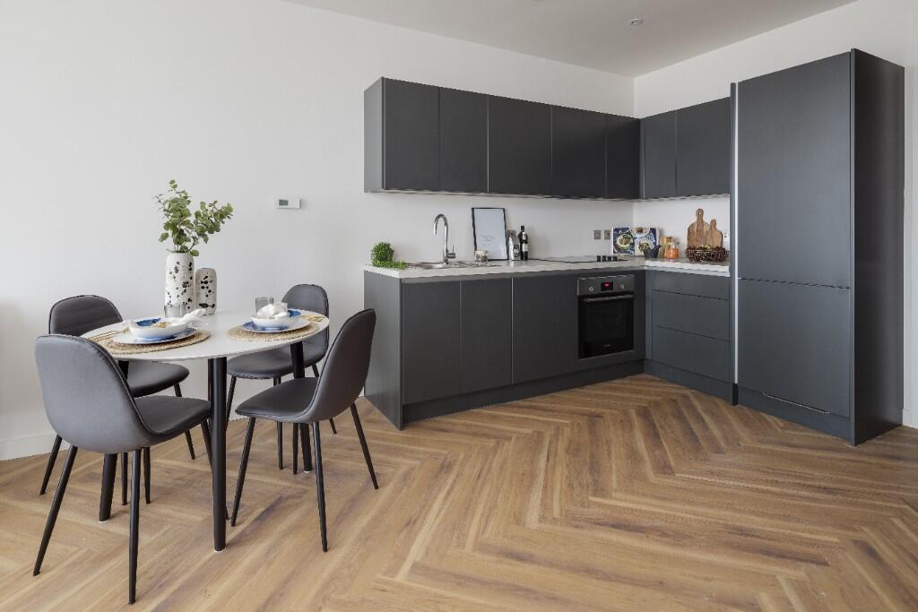 Main image of property: Blue, Media City Uk, Manchester, Greater Manchester, M50