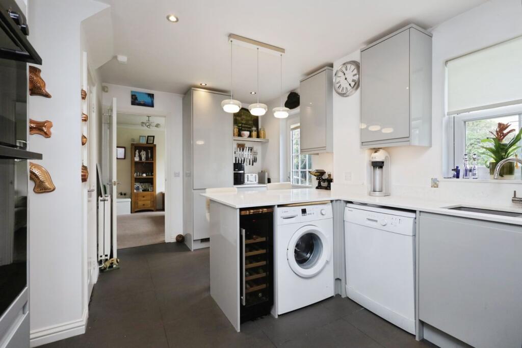 House in Eastbourne, East Sussex - View 4