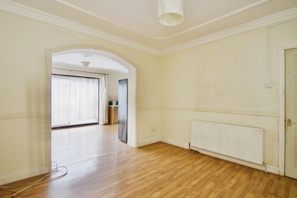 House in Romford - View 3