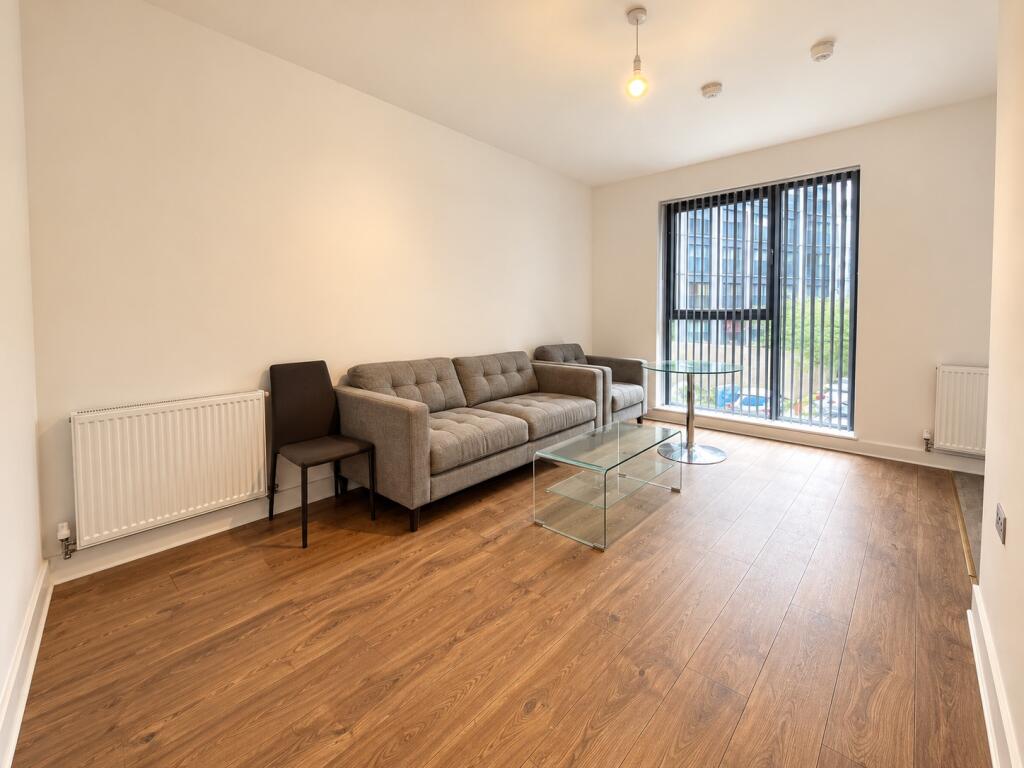 Apartment in Birmingham, Jewellery Quarter - View 3