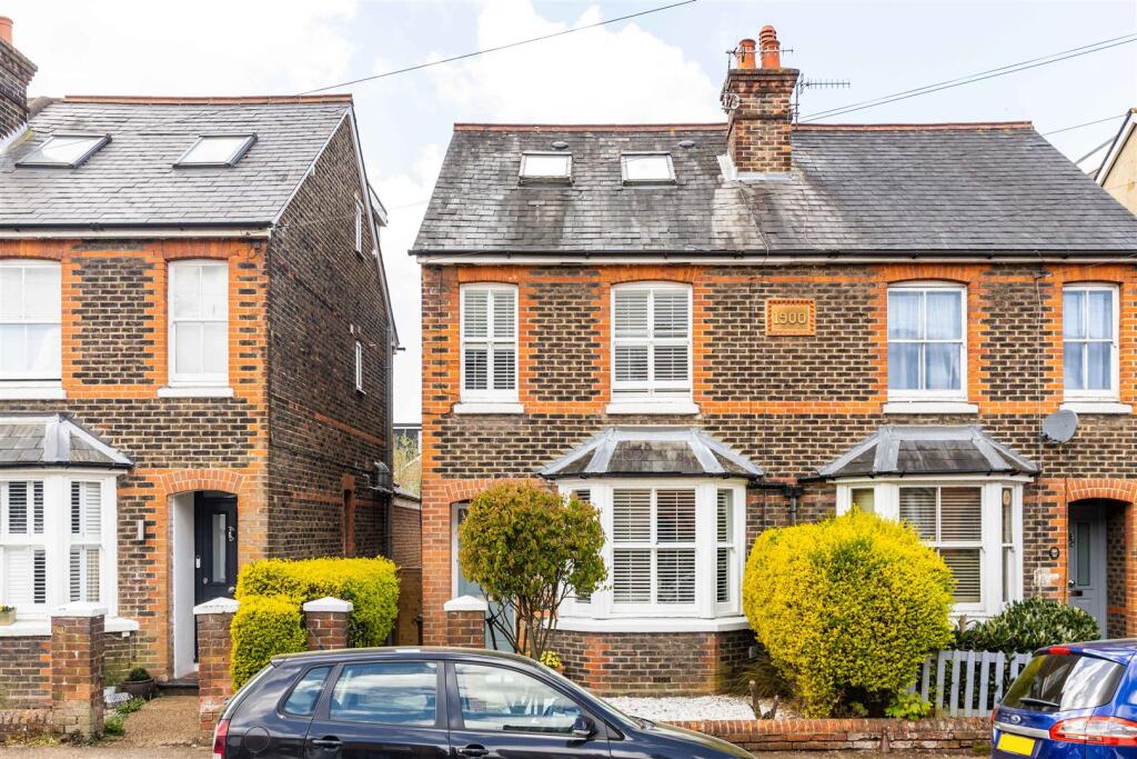 Main image of property: Cornfield Road, Reigate