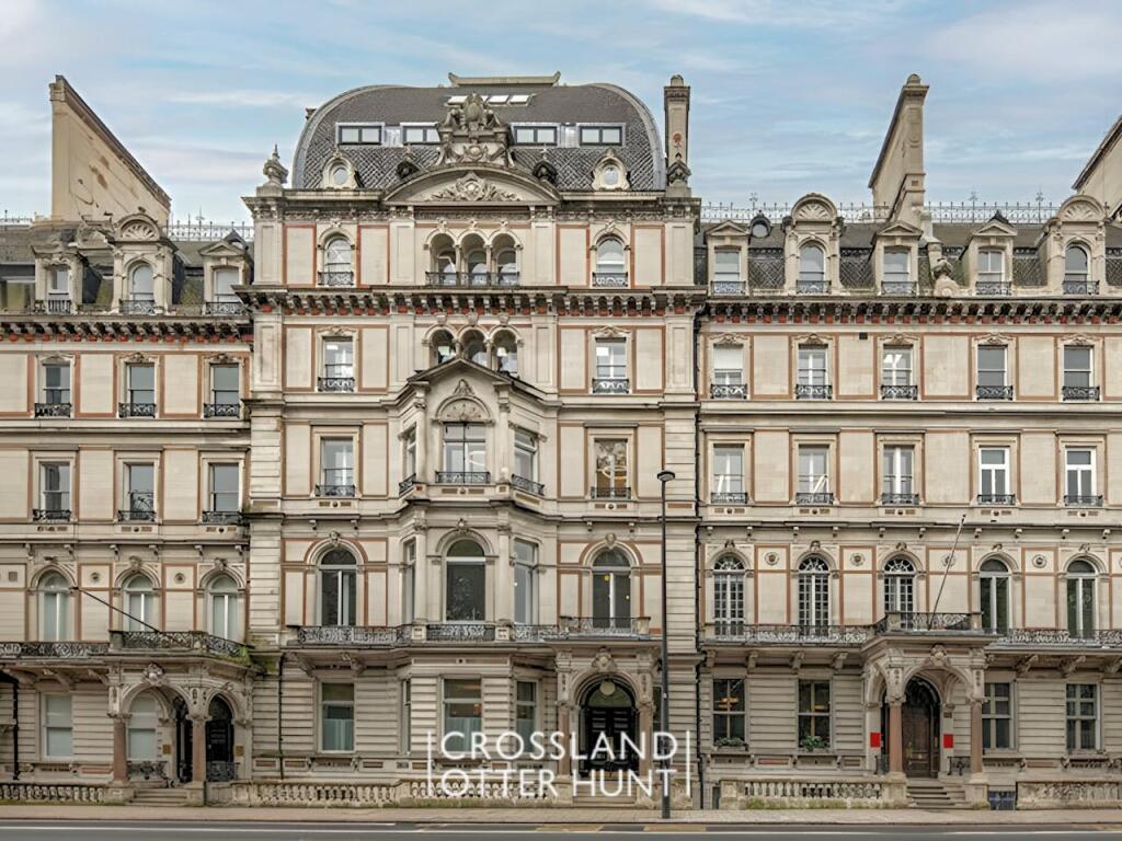 10-11 grosvenor place.png