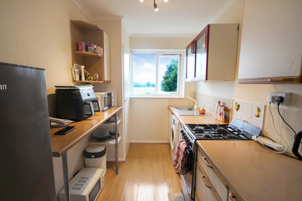 Apartment in Cambridge - View 2