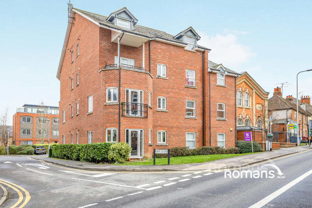 Main image of property: Basildon House, Iliffe Close, Reading, RG1