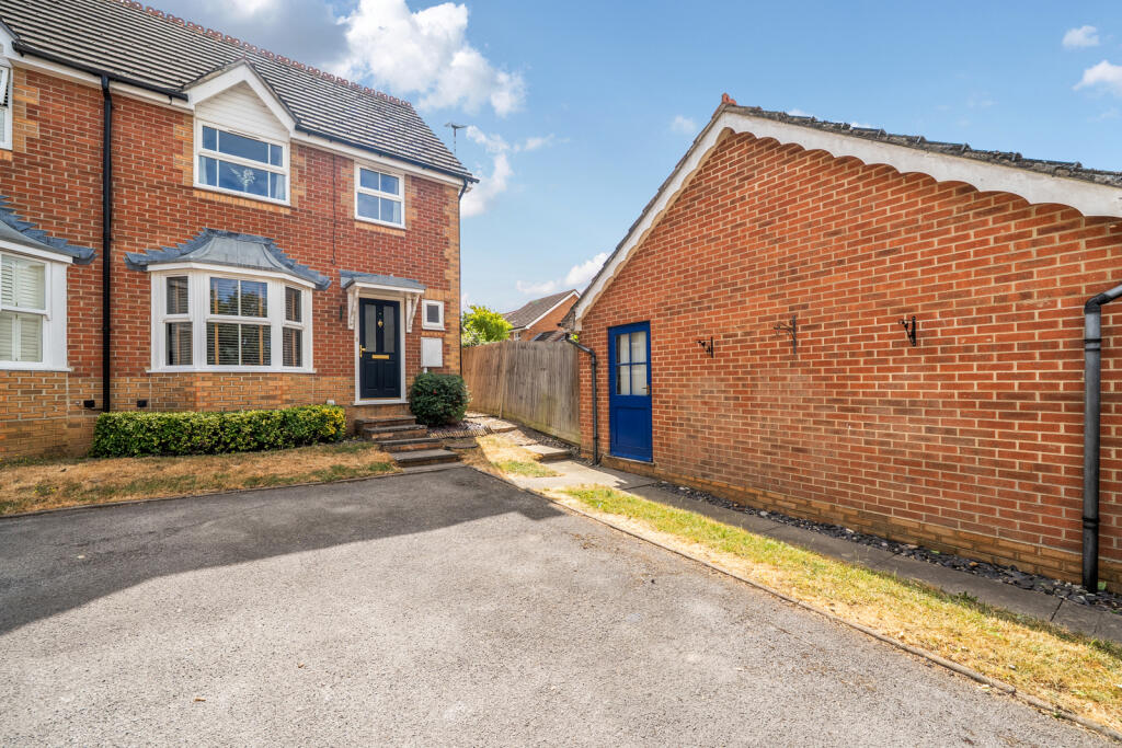 Main image of property: Cater Gardens, Guildford, Surrey, GU3