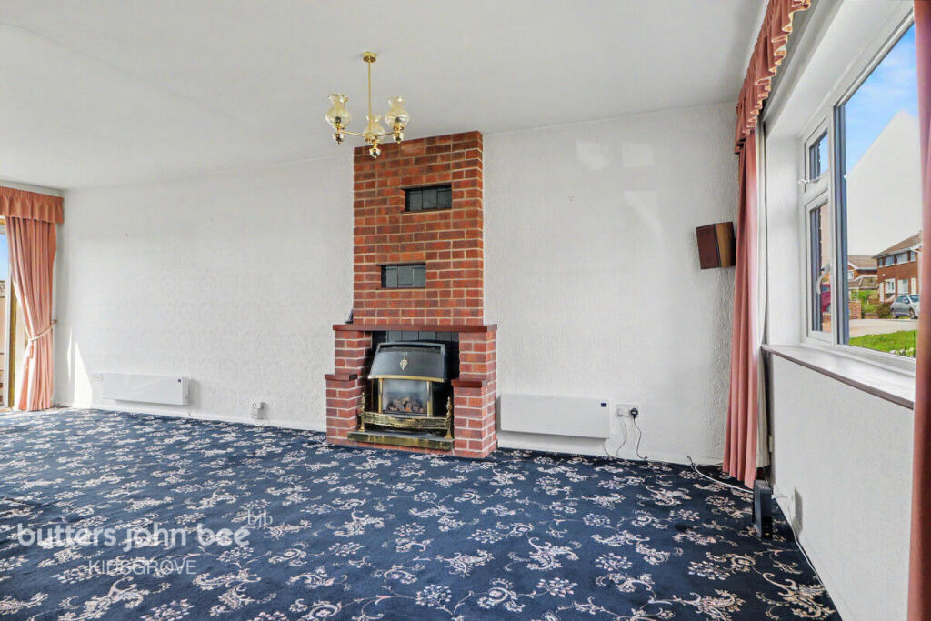 Main image of property: 21 Peckforton View, Stoke-On-Trent ST7 4TA