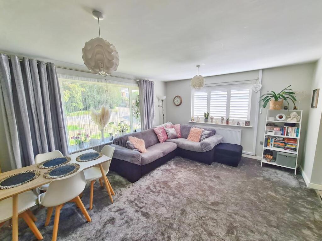 House in East Hampshire, Lindford - View 4