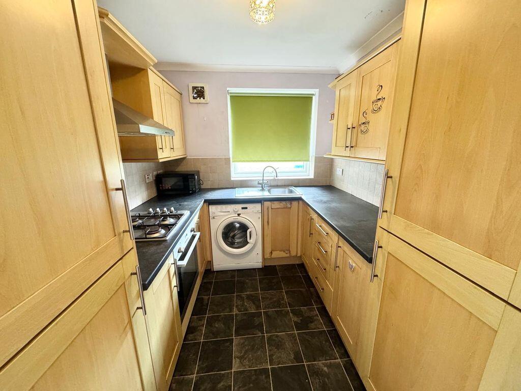 Apartment in Newcastle upon Tyne, Tyne and Wear - View 3