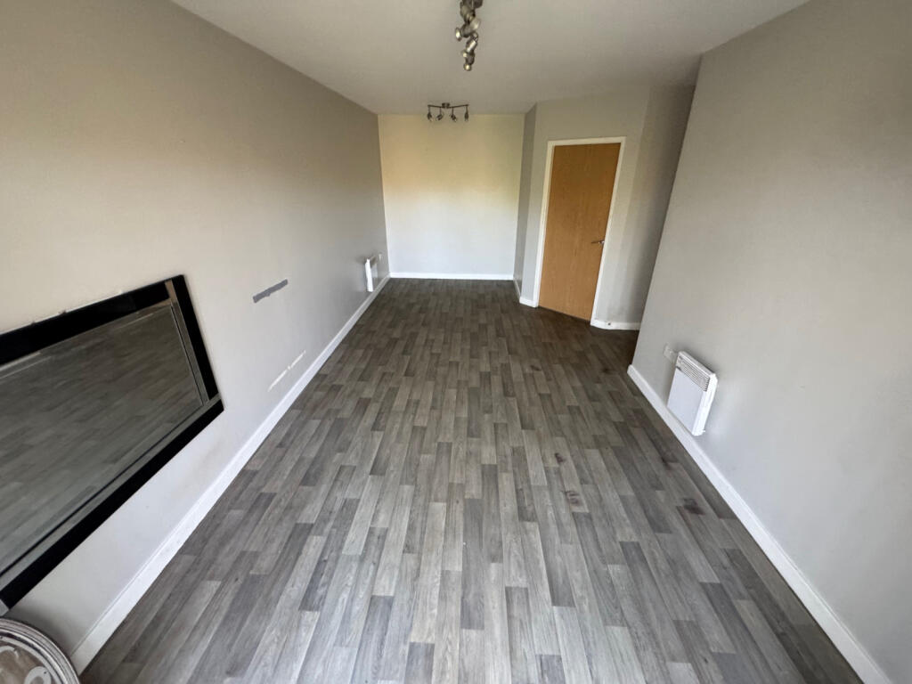 Apartment on Meadowgate, Wigan WN6 photo 4