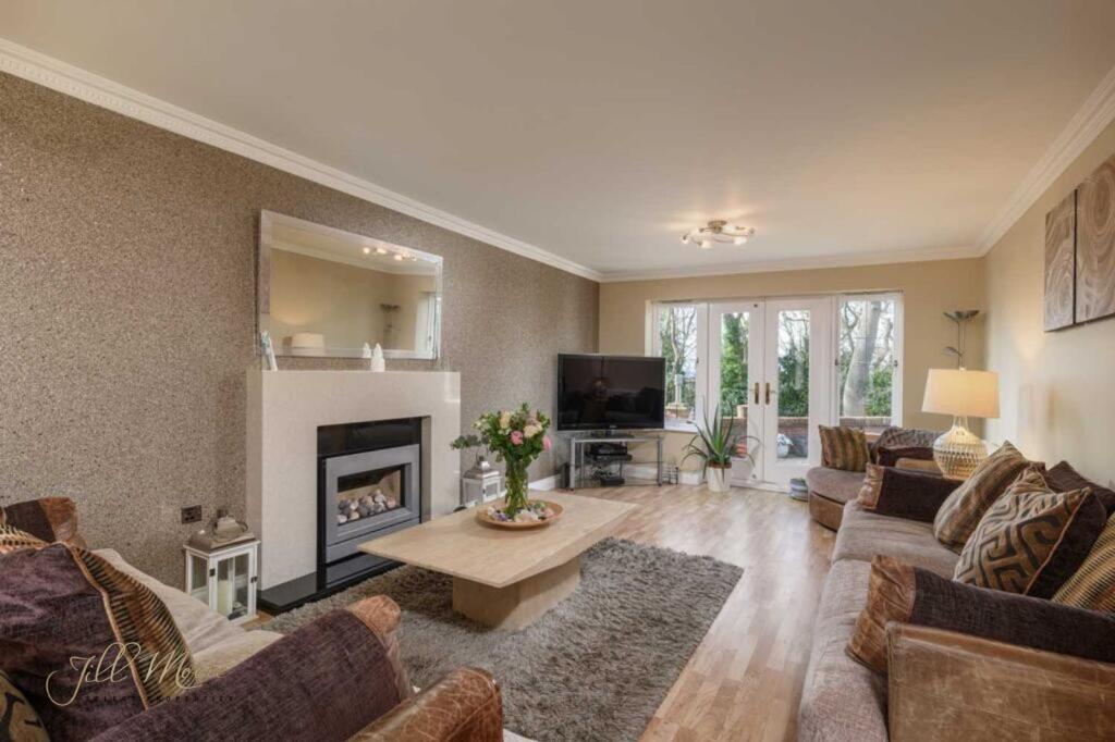 Heathfield Place, Low Fell, Gateshead, Tyne and Wear, NE9 photo 3