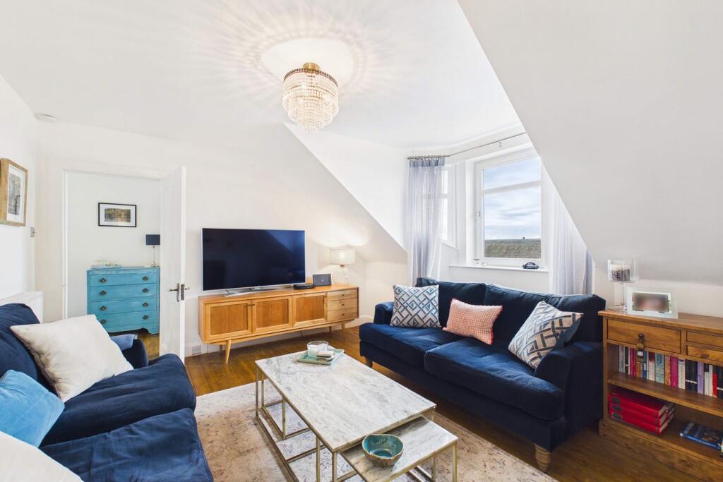 Apartment in Kirkcaldy - View 5