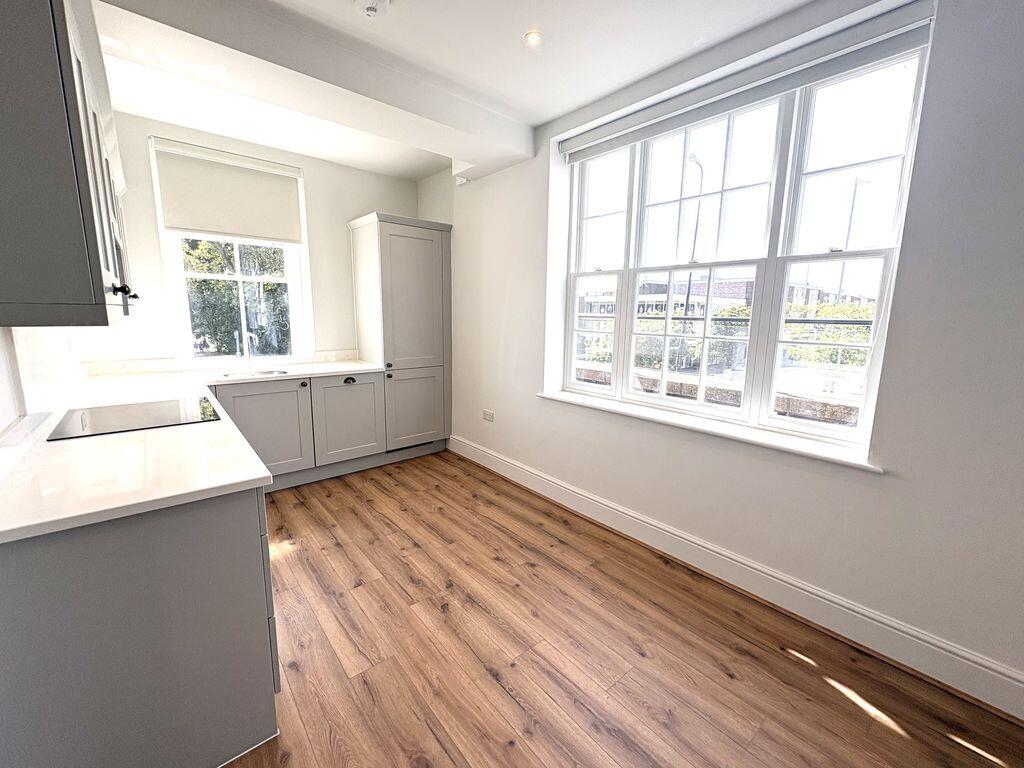 Apartment in Walsall - More
