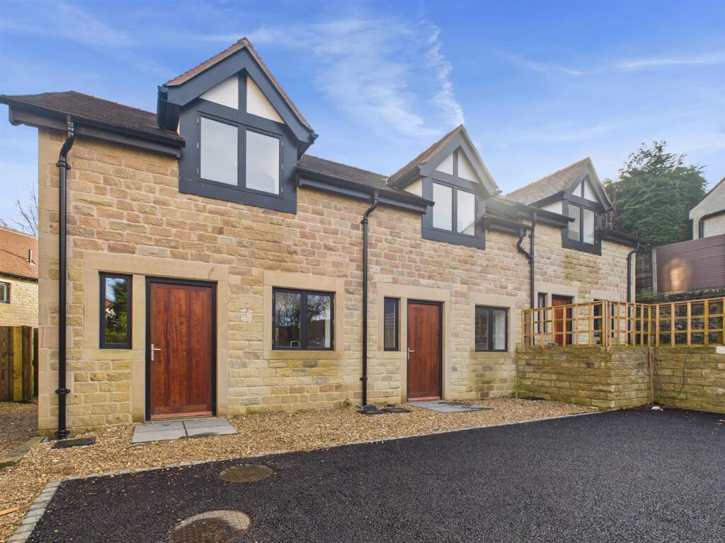 2-bed house on Temple Road, Buxton, £325,000