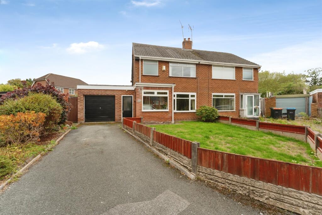 Main image of property: Vale Gardens, Whitby, Ellesmere Port