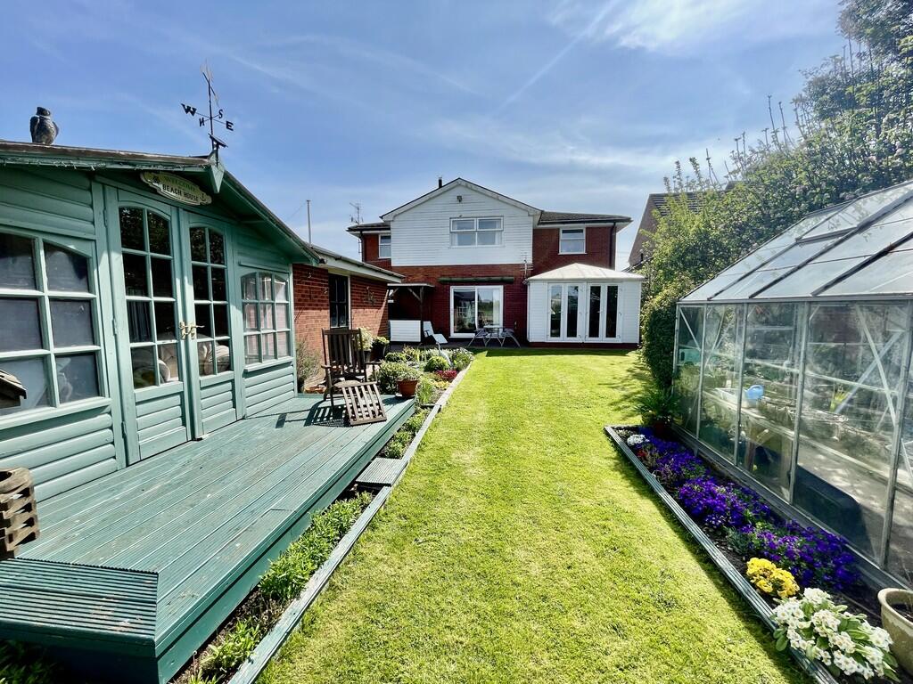 19, Woodgate Road, Moulton Chapel photo 2