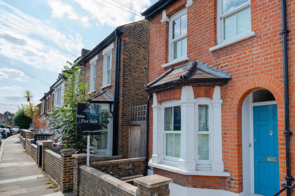 3-bed terraced on Haliburton Road, St Margaret's, £1,075,000