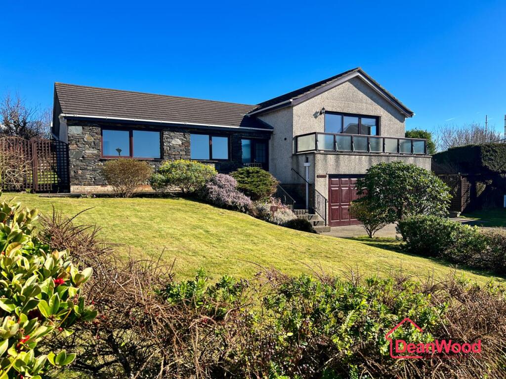 Main image of property: 18 Banks Howe, Onchan, Isle of Man