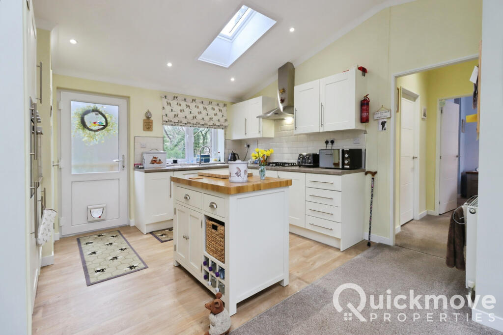 Ruthin, Wales, LL15 photo 2