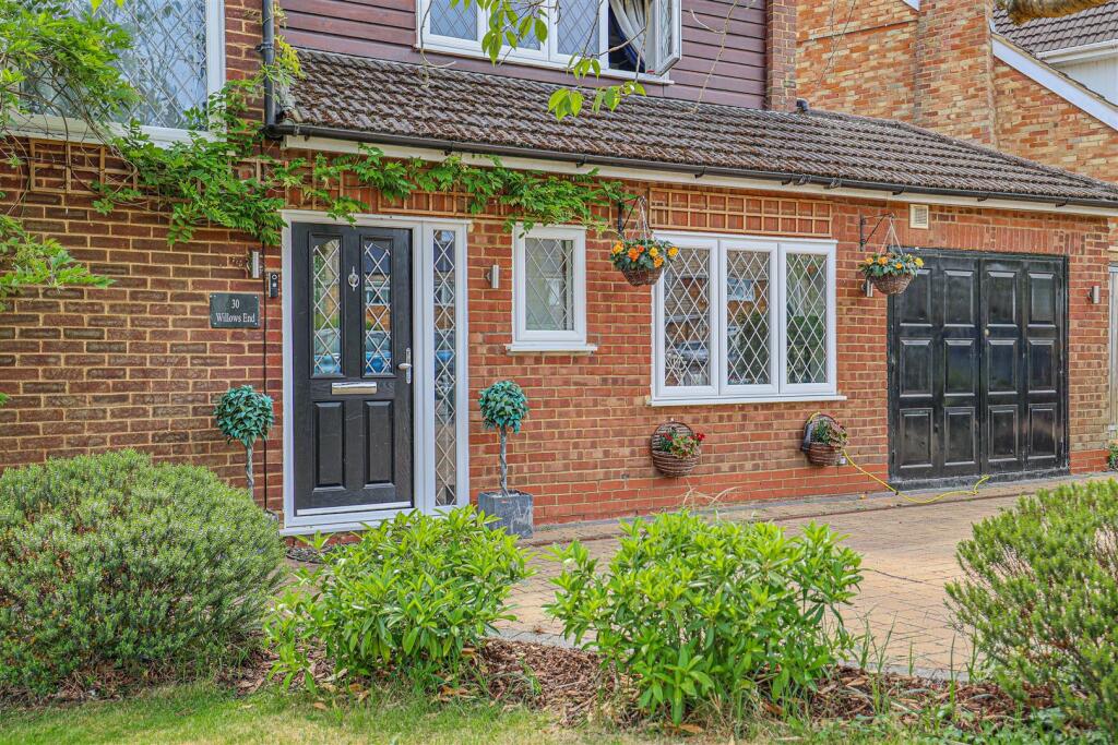 House in Dacorum, Hertfordshire - View 3