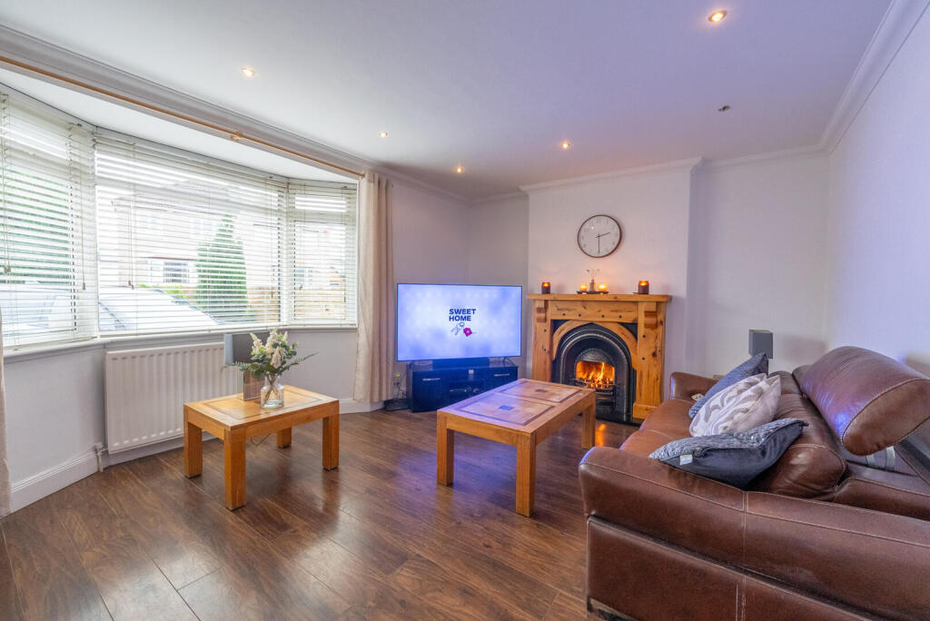 28 Weirwood Avenue, Baillieston, Glasgow, G69 6HW photo 4