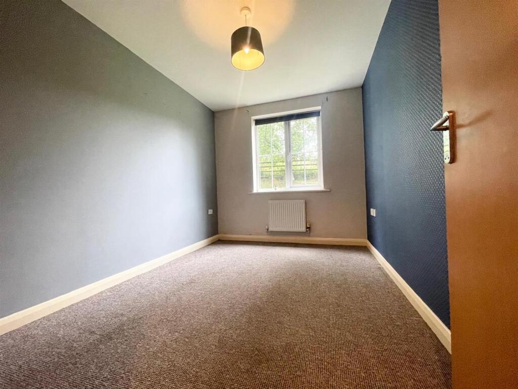 Apartment in Burnley, Lancashire - More