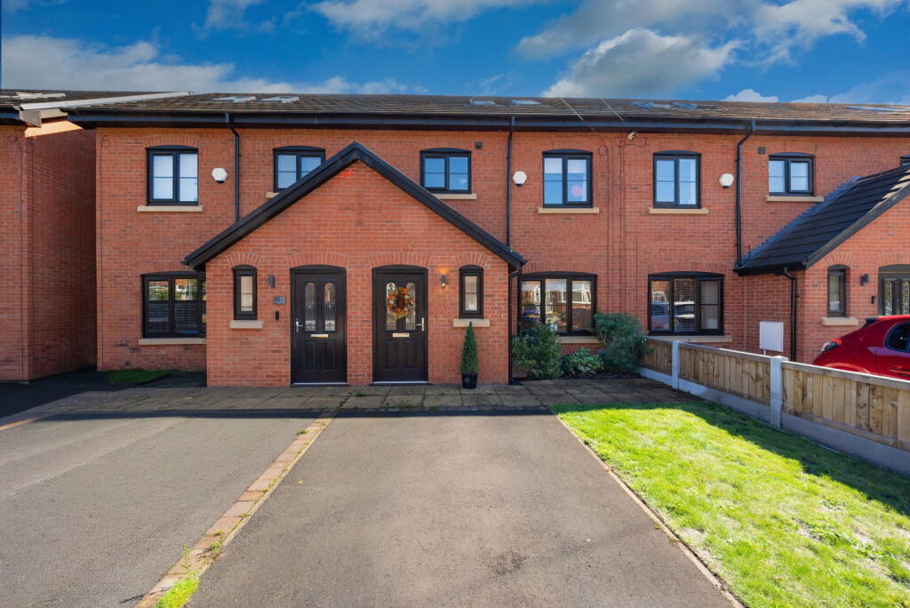 Main image of property: Hurstfield Road, Ellenbrook M28 7UJ
