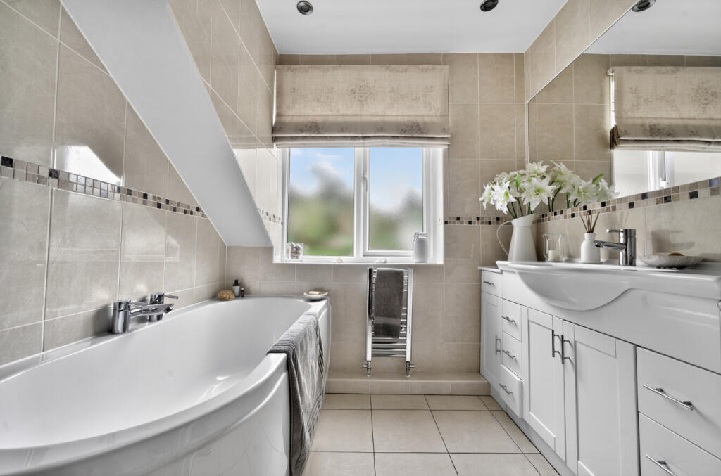 Additional image 23 of Mountain Ash, Bath, Somerset, BA1