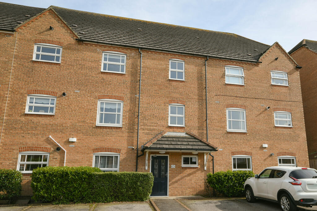 2-bed flat on Beechbrooke, Sunderland, £77,000