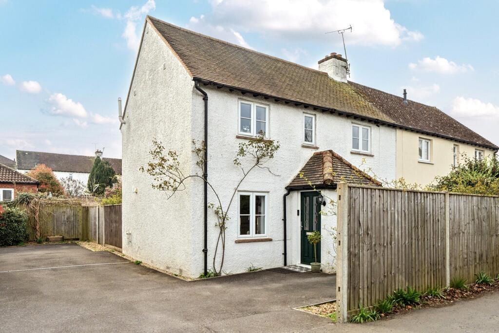 Main image of property: Arthur Road, Farnham, GU9