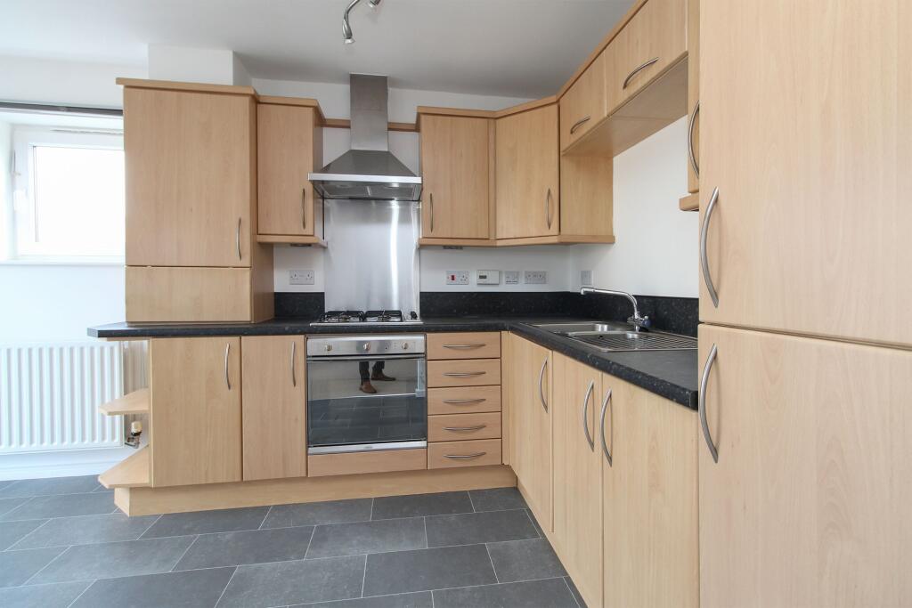 Apartment in Sheffield - View 5