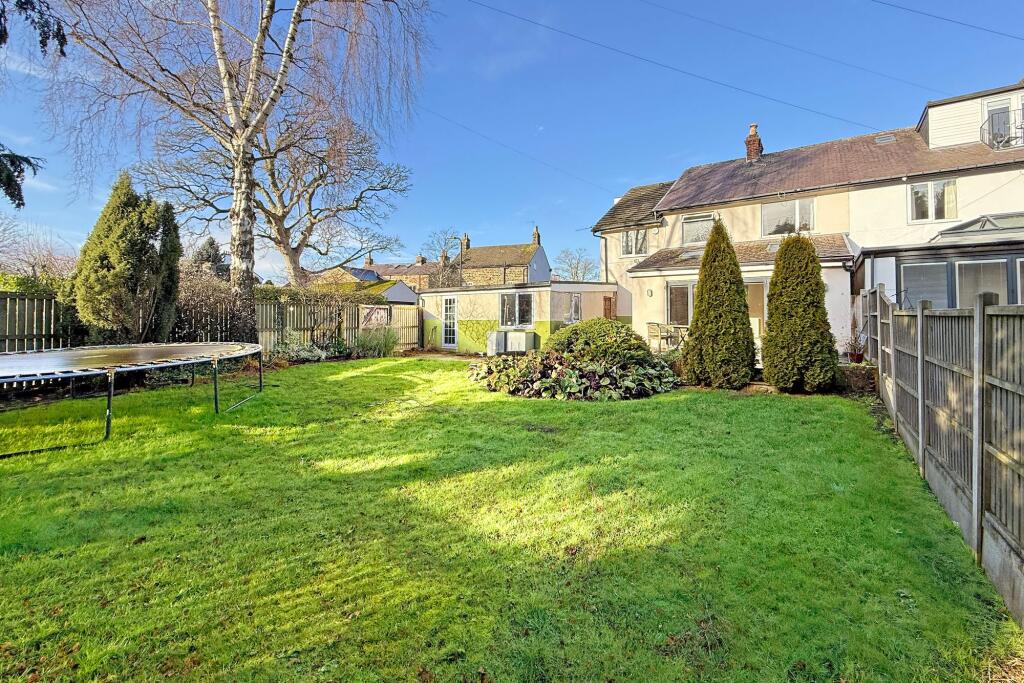 Forest Lane Head, Harrogate, HG2 photo 3
