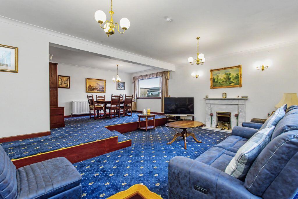 House in Paisley, Renfrewshire - View 3