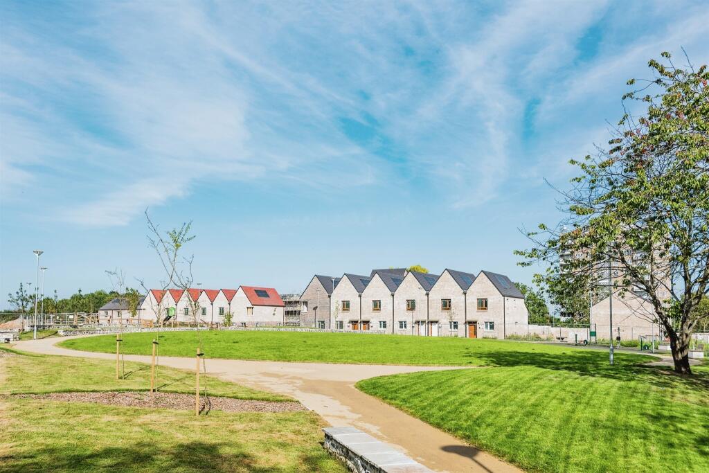 Oakfield, Plot 216, Swindon photo 3