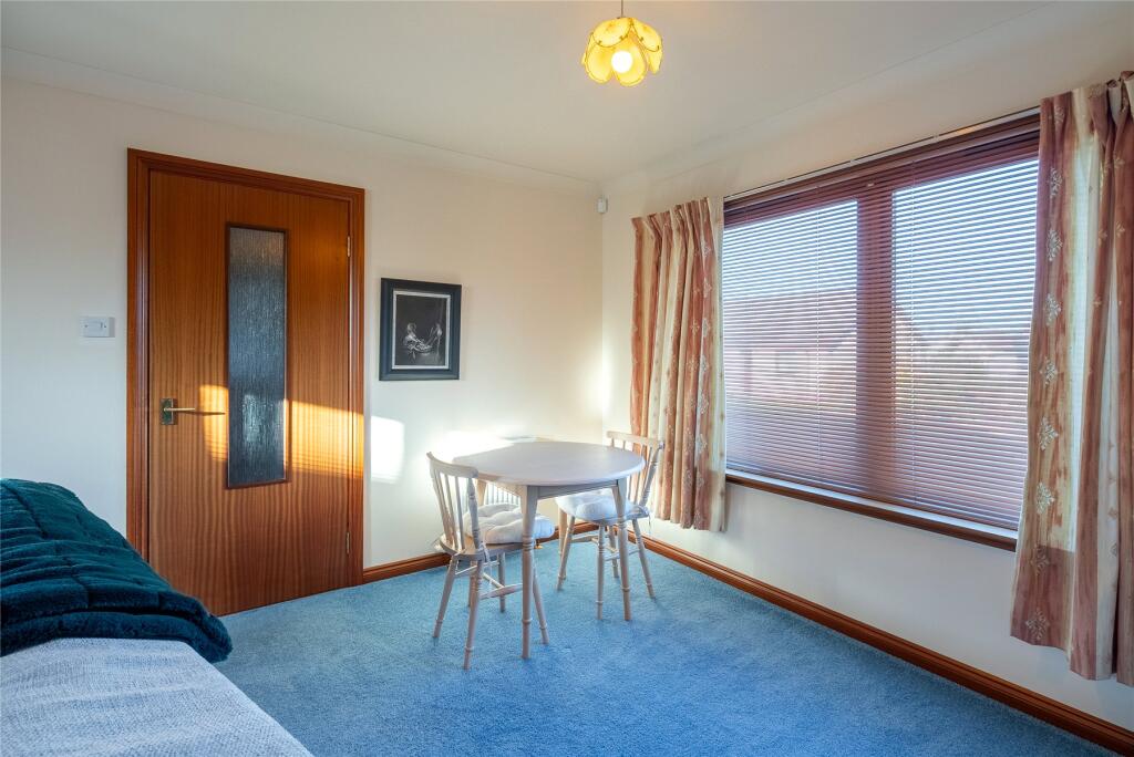 House in Cupar, Westfield - More