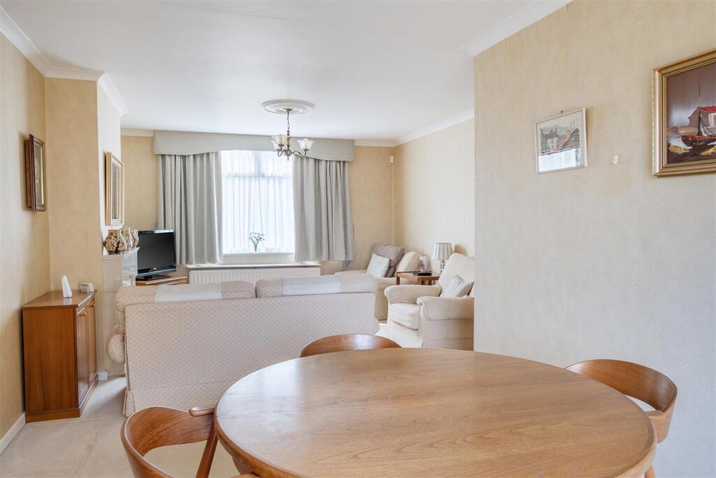 House in Keynsham, Bath and North East Somerset - View 4